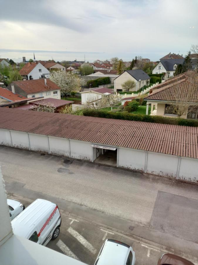 L'Escale Champenoise , Wifi Garage Parking Prive Gratuit Apartman Châlons-en-Champagne Kültér fotó